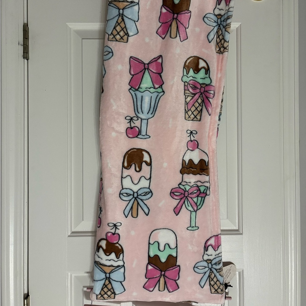 Ice Cream Dreams throw blanket